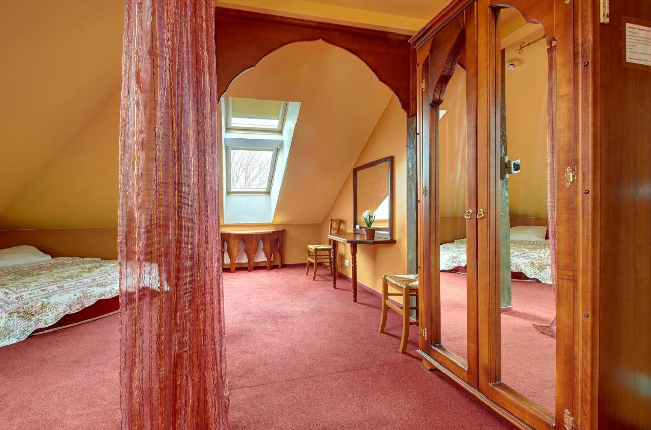 Aerohotel Vilnius Ngoại thất bức ảnh