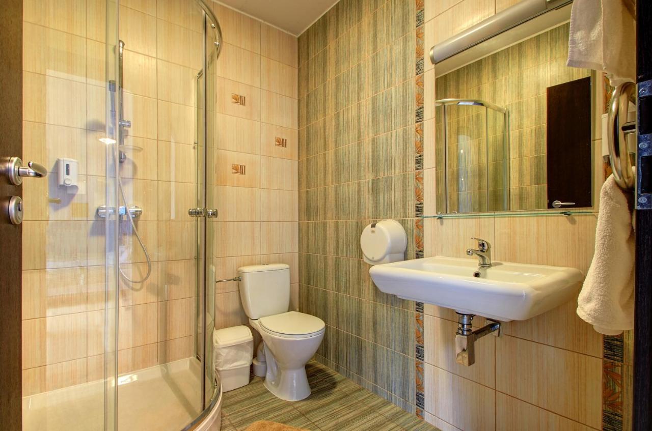 Aerohotel Vilnius Ngoại thất bức ảnh