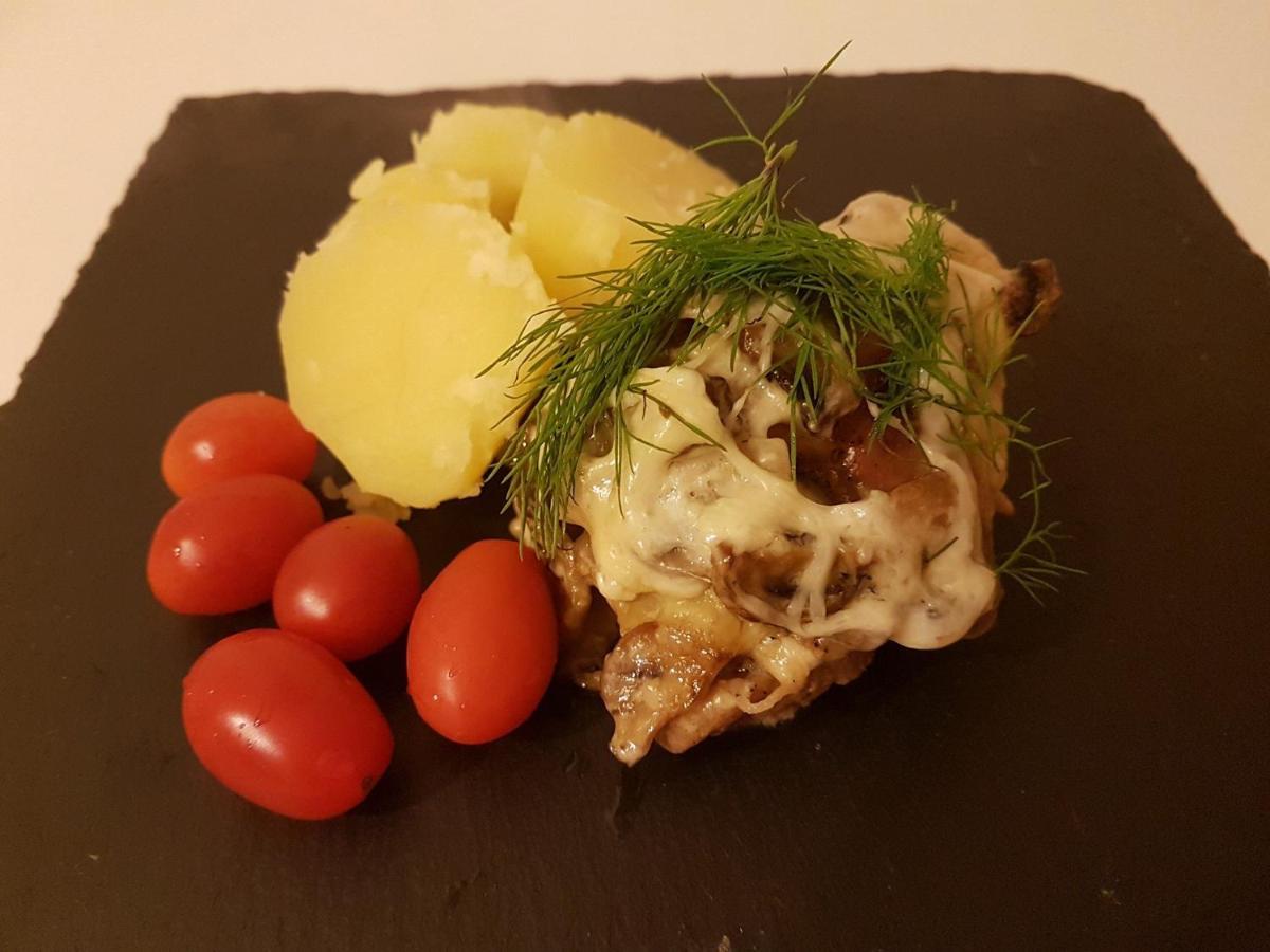 Aerohotel Vilnius Ngoại thất bức ảnh