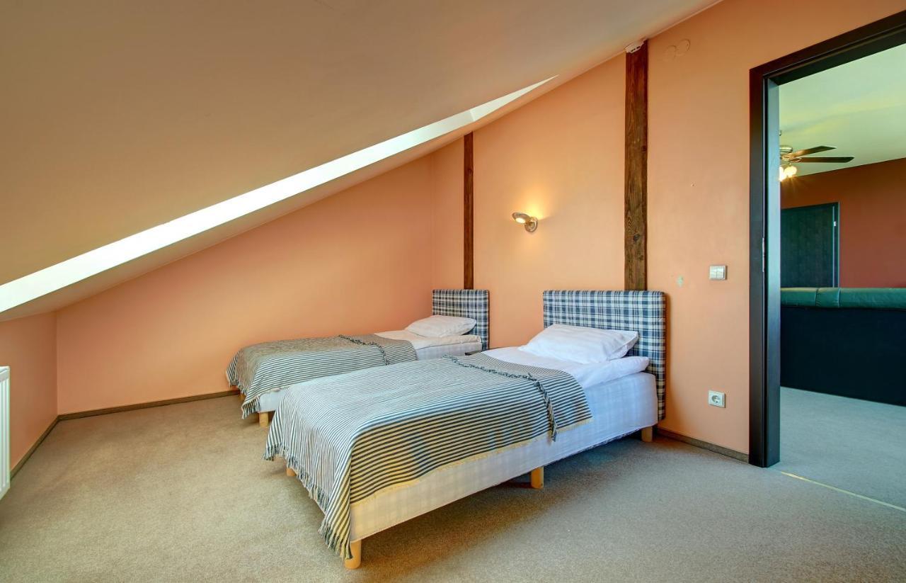 Aerohotel Vilnius Ngoại thất bức ảnh